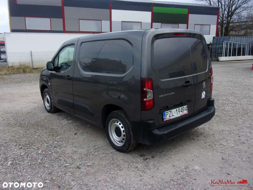 Peugeot Partner - 11