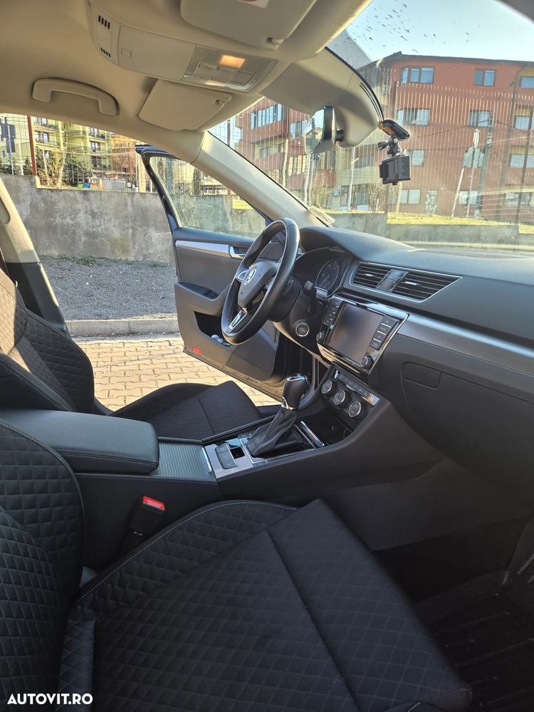 Skoda Superb 2.0 TDI DSG Style - 12