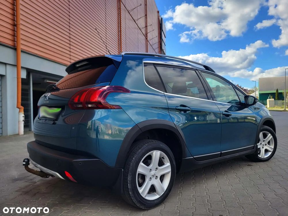 Peugeot 2008 BlueHDi 100 STOP & START Allure - 21