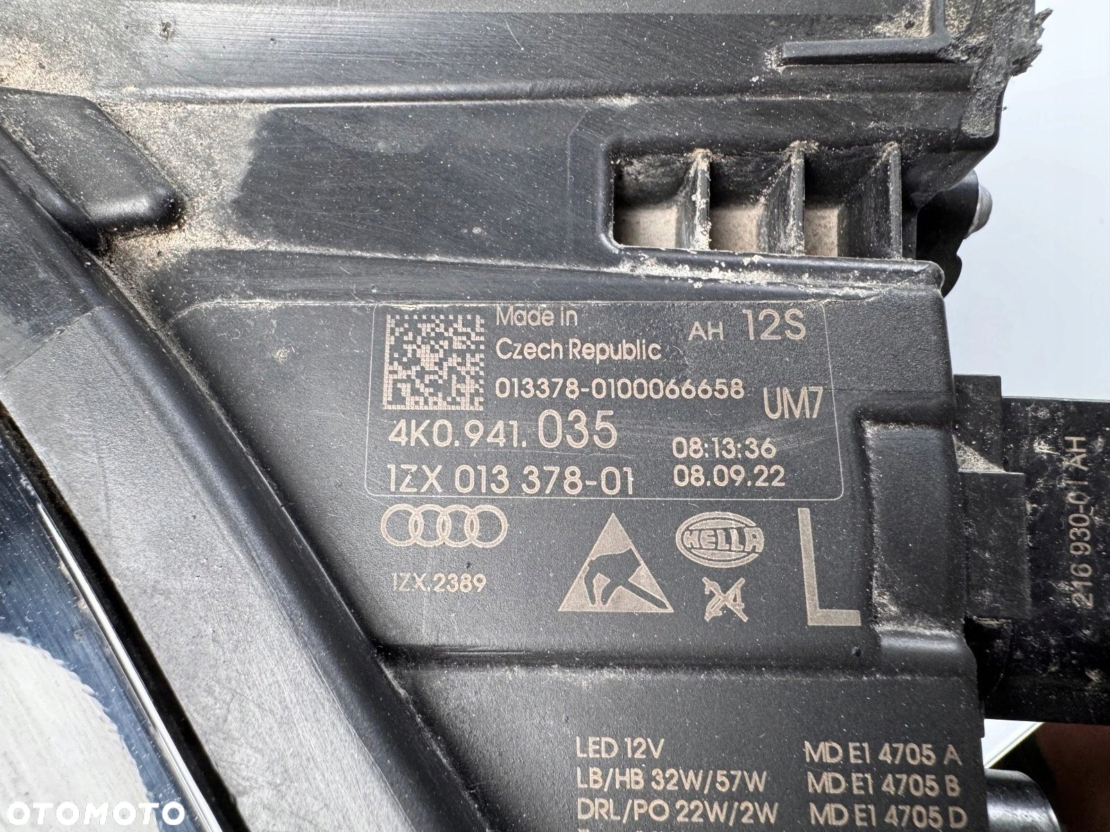 LAMPA LEWA PRZÓD AUDI A6 C8 MATRIX - 11