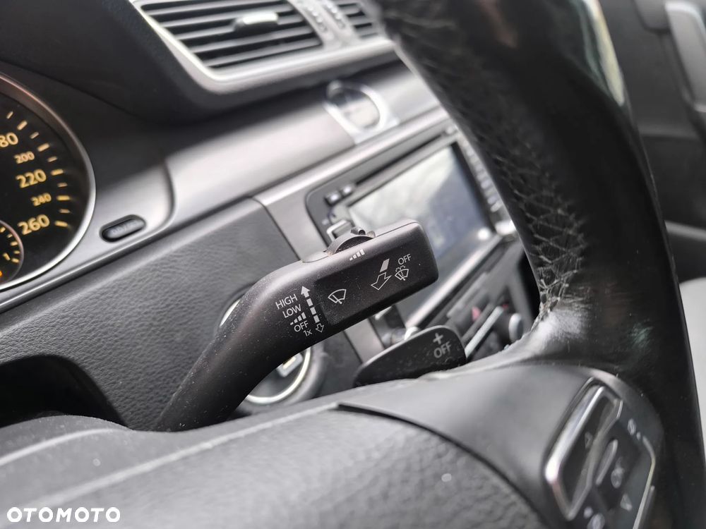 Volkswagen Passat 1.4 TSI DSG BlueMotion Technology Exclusive - 14