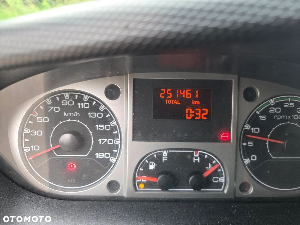 Iveco Daily 40C18 3.0 Hdi - 13