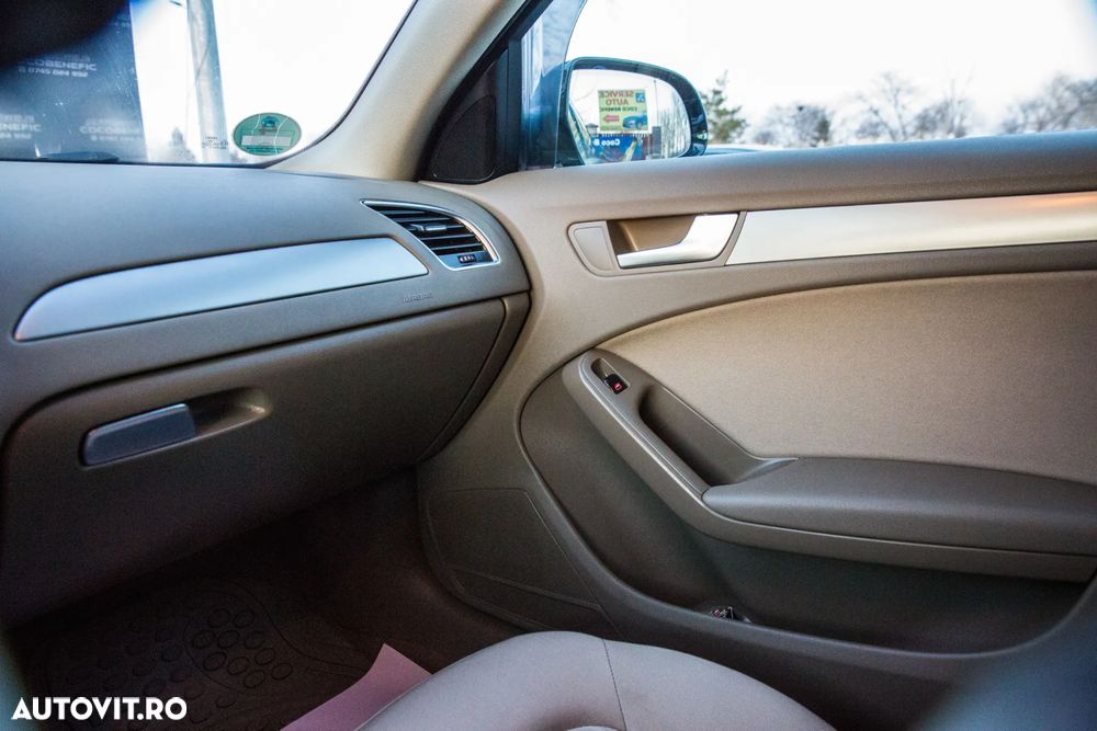 Audi A4 2.0 TDI Multitronic - 25