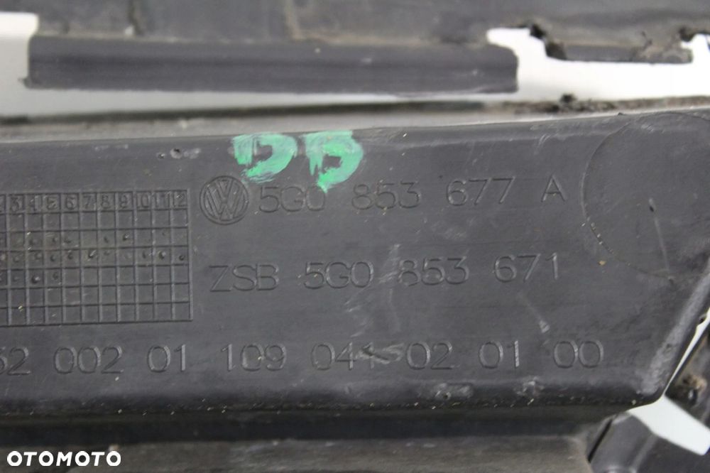 KRATKA ŚRODKOWA ZDERZAK PRZÓD VW GOLF 7 VII CHROM 5G0853677A - 9