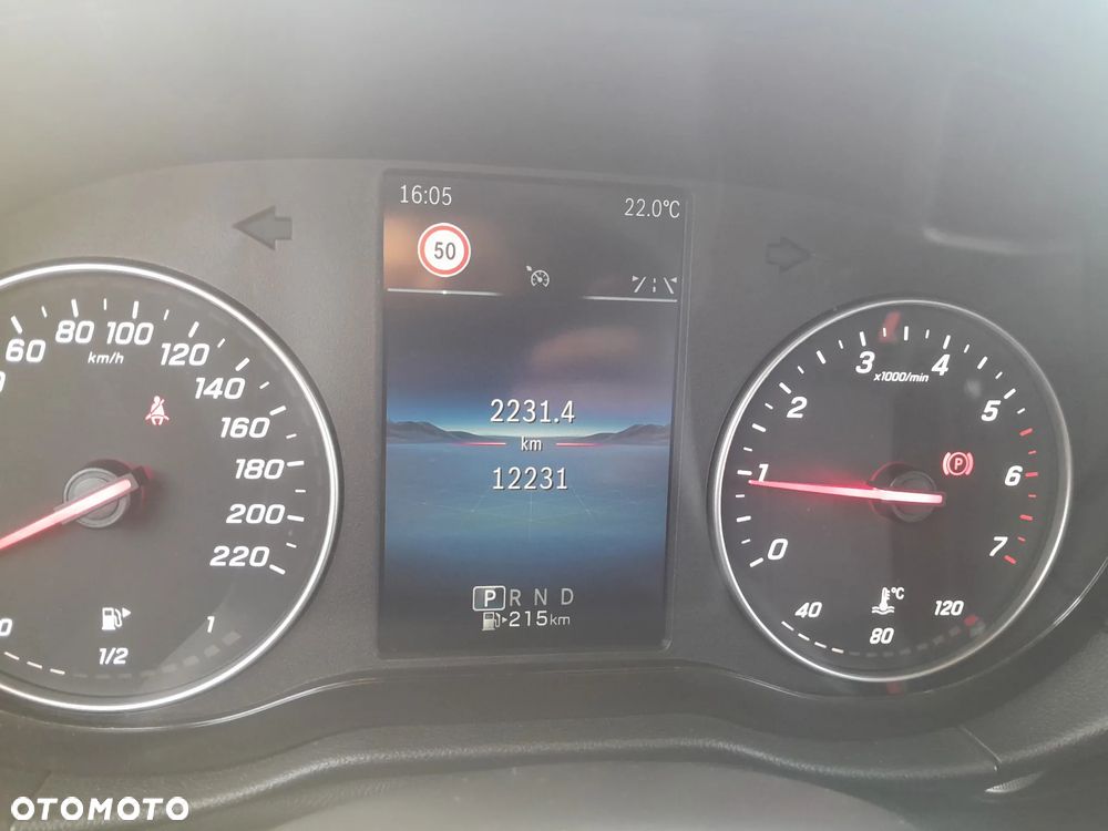 Mercedes-Benz Klasa T 2025