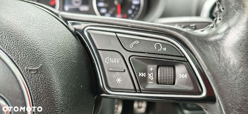 Audi A3 Limousine 40 TFSI Quattro S tronic - 10