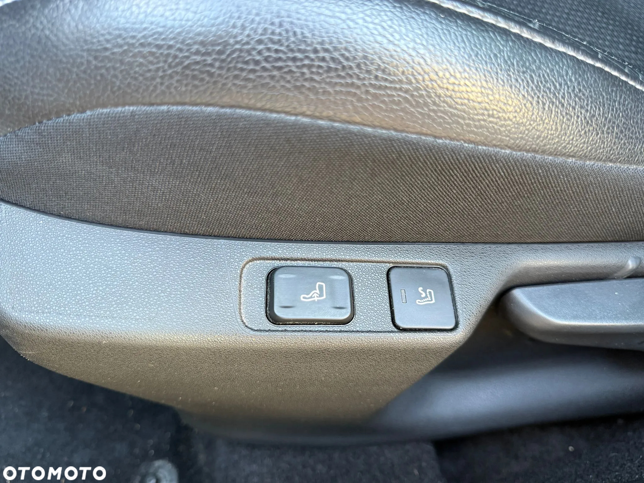 Citroën C4 PureTech 130 Stop & Start EAT6 Selection - 22