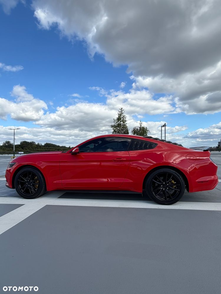 Ford Mustang - 13