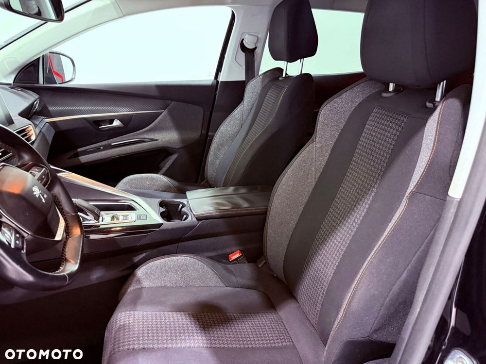 Peugeot 3008 - 23