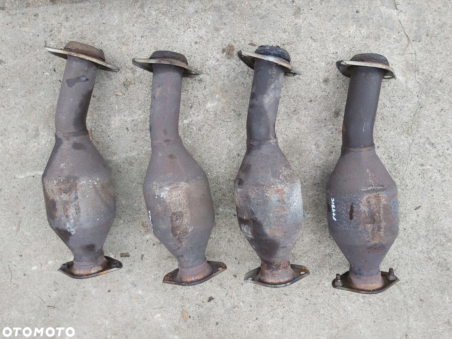 TOYOTA SIENNA 11- 15 katalizator 3,5 v6 - 1