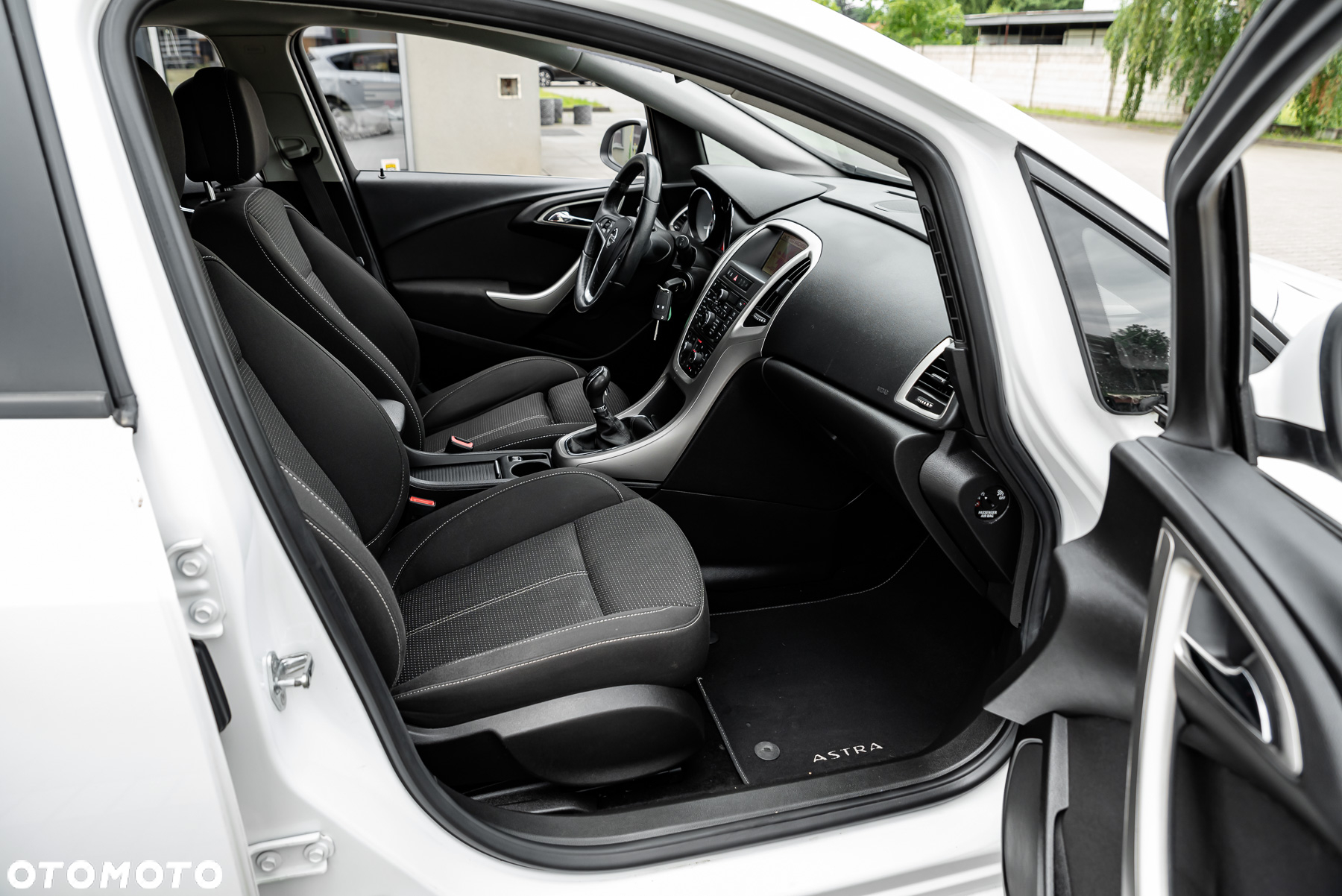 Opel Astra 1.4 Turbo Cosmo - 33