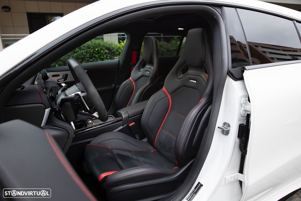 Mercedes-Benz CLA 45 AMG S Shooting Brake 4Matic+ - 38