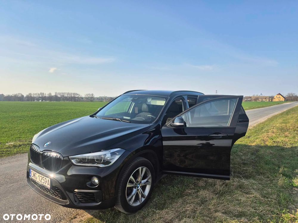 BMW X1 sDrive18d xLine - 4
