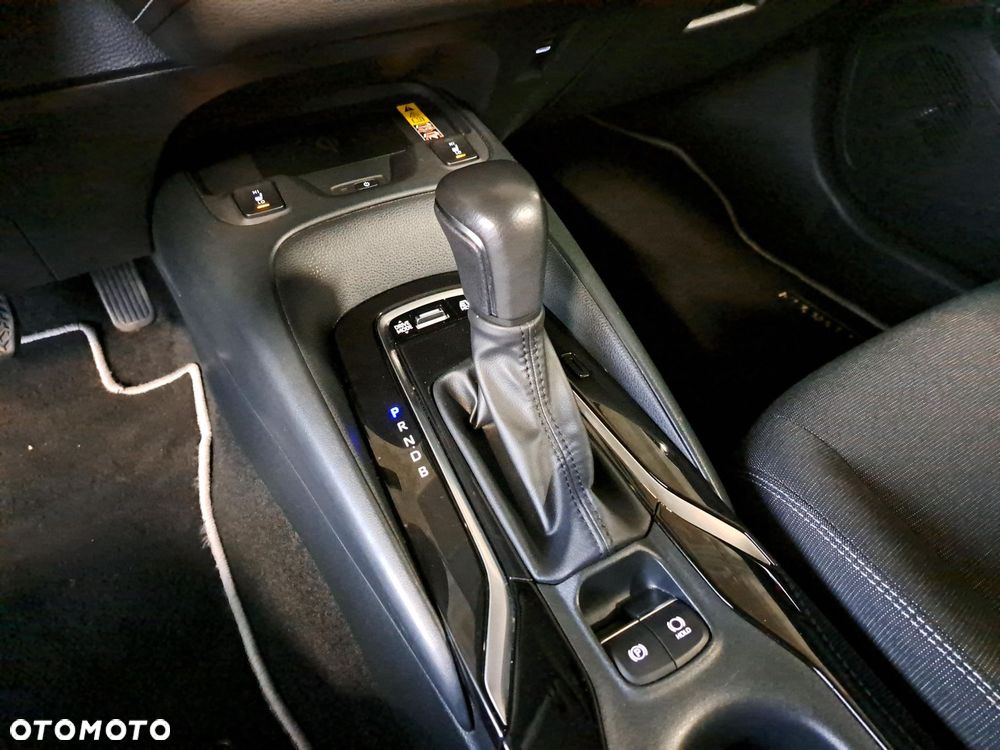 Toyota Corolla 1.8 Hybrid Comfort - 25