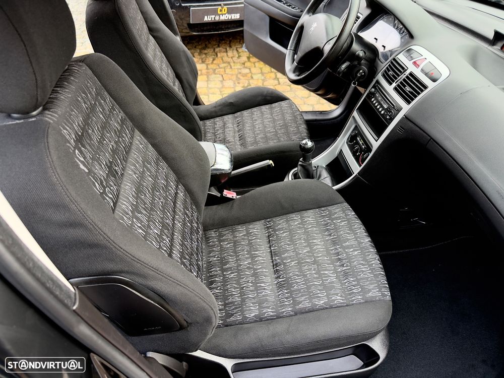 Peugeot 307 1.4 HDi XS - 47