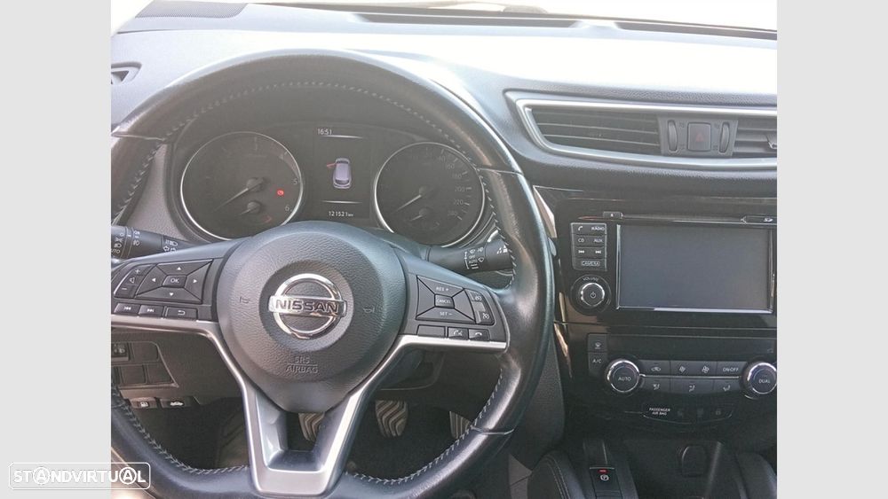 Nissan Qashqai 1.5 dCi Tekna - 16