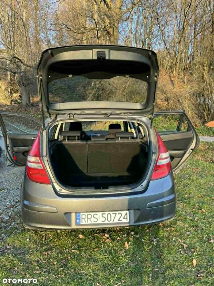 Hyundai i30 1.4 Comfort - 4