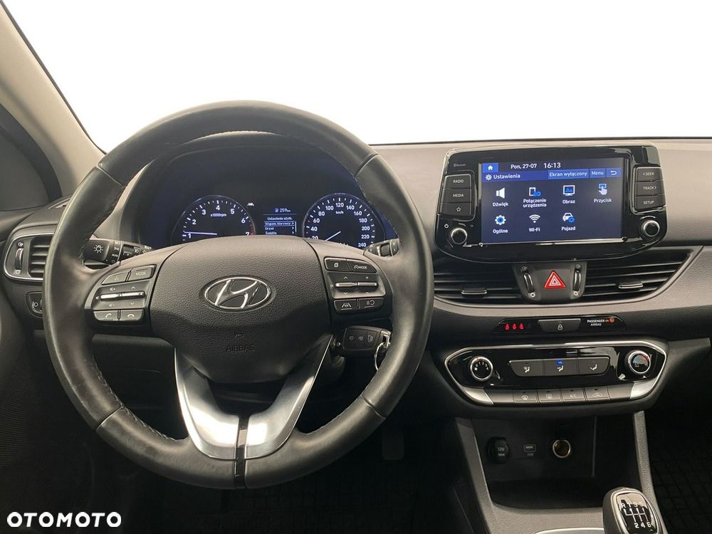Hyundai i30 - 10