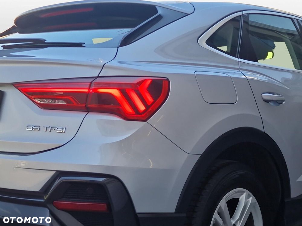 Audi Q3 Sportback - 25