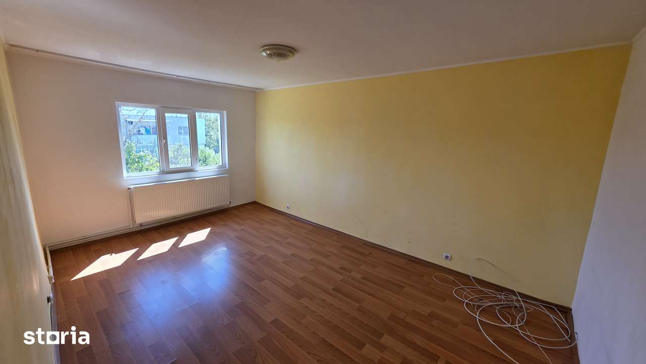 Vand ap cu 2 camere str. Belsugului — fotografia 1