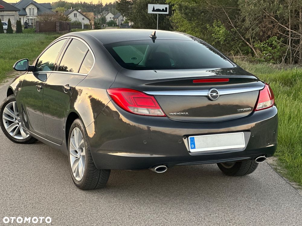 Opel Insignia - 12