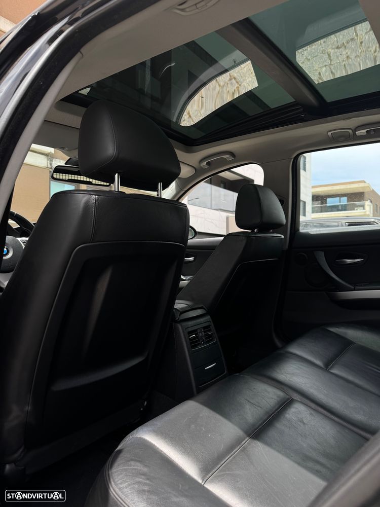 BMW 320 d Exclusive - 8
