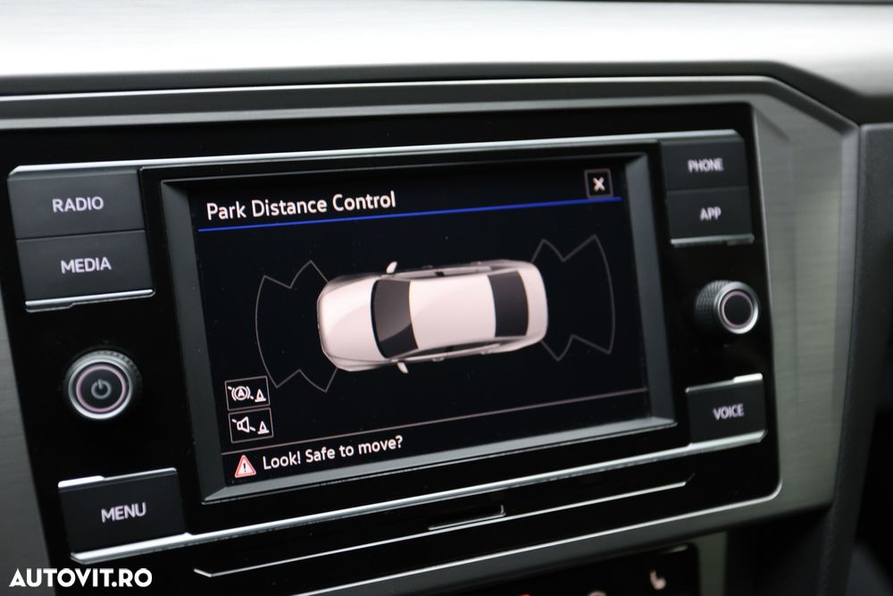 Volkswagen Passat 1.5 TSI ACT DSG Comfortline - 16