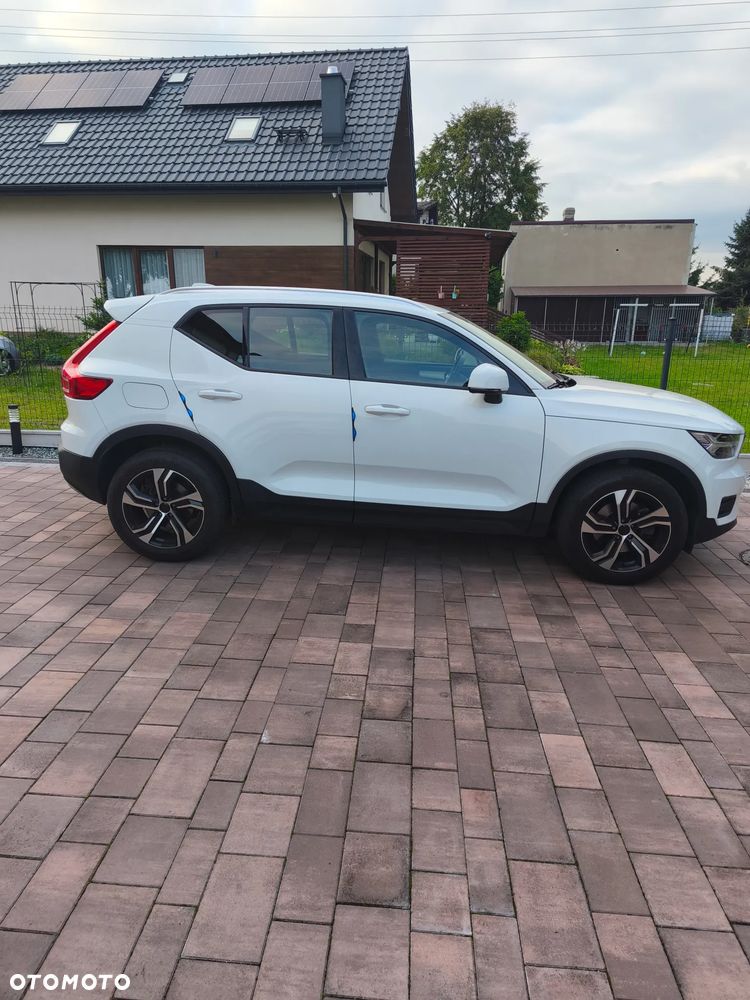 Volvo XC 40 B4 B Momentum - 4