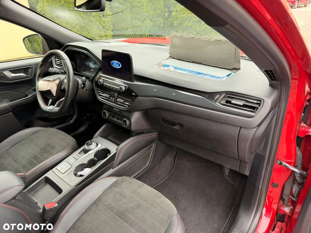 Ford Kuga 2.5 Duratec PHEV ST-LINE X - 17