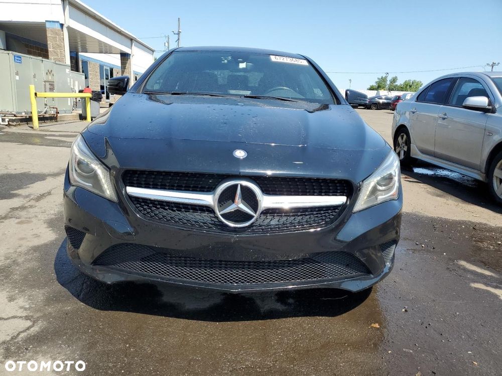Mercedes-Benz CLA 250 7G-DCT StreetStyle - 6