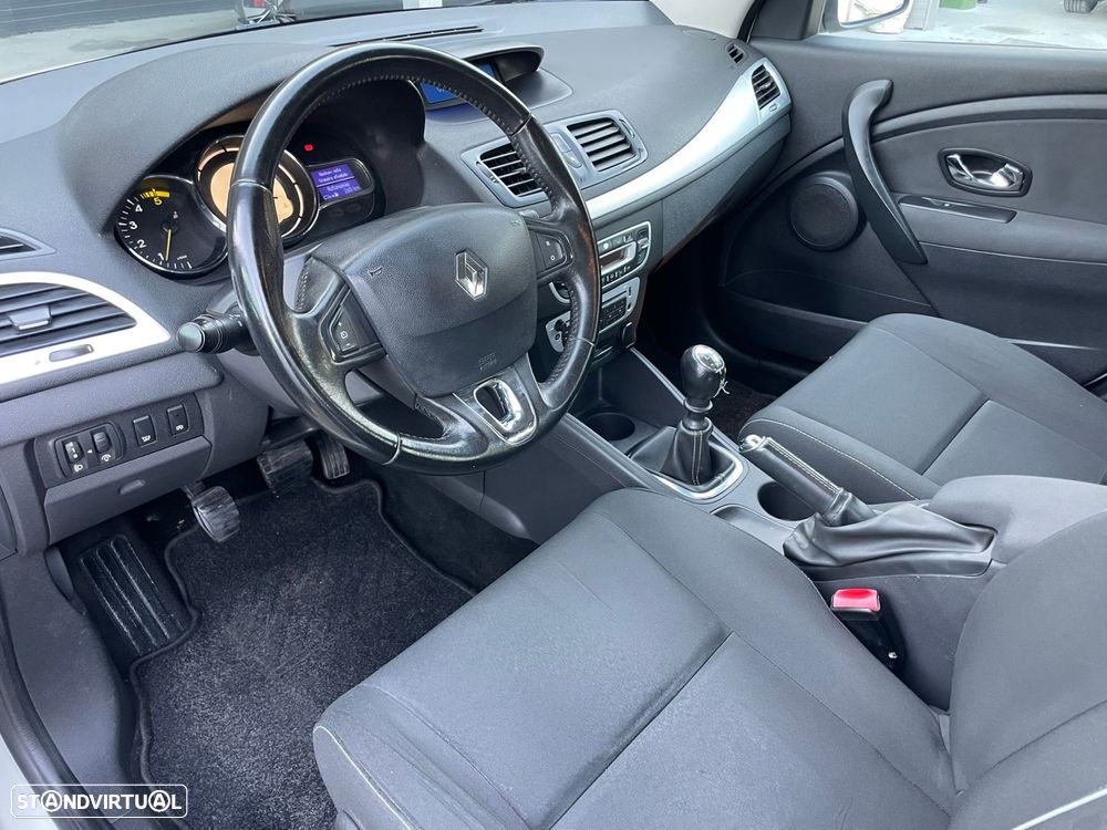 Renault Mégane Sport Tourer 1.5 dCi Dynamique S SS - 6