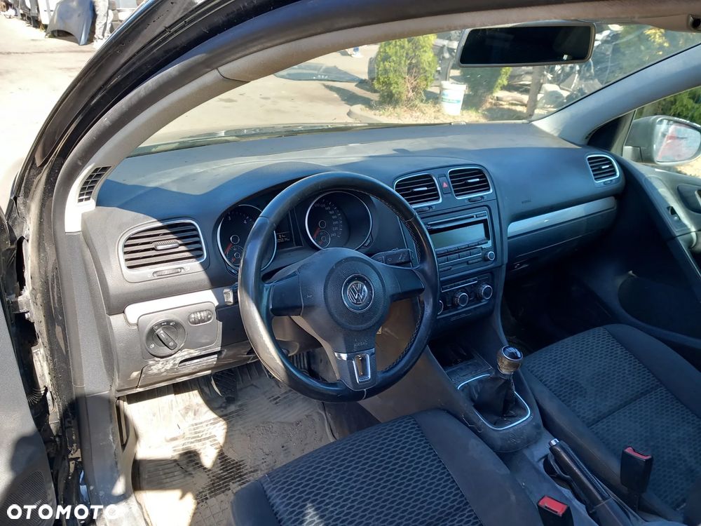 VW GOLF VI KONSOLA DESKA ROZDZIELCZA KOKPIT KIEROWCY AIRBAG PASY KOMPLET