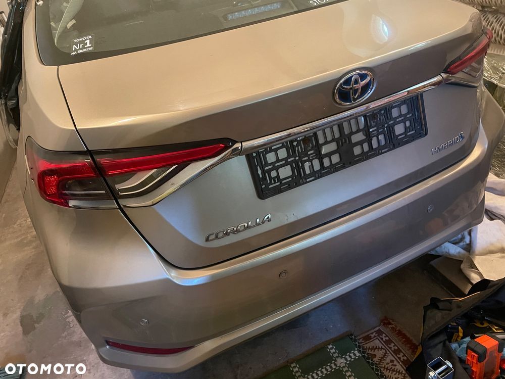 Toyota Corolla 1.8 Hybrid GPF Comfort - 12