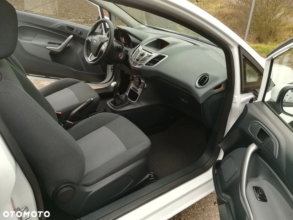 Ford Fiesta 1.25 Champions Edition - 11