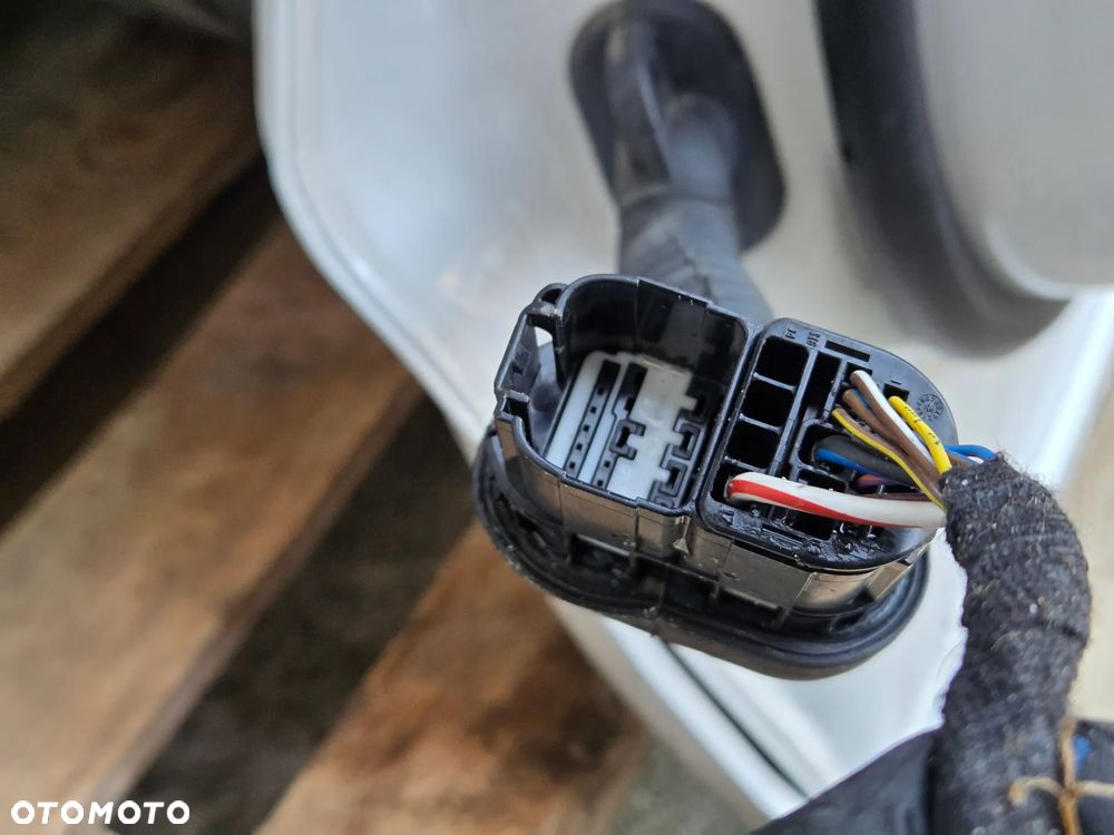 DRZWI PRAWY TYL  FORD KUGA MK2 LIFT VIGNALE  KOLOR AD - 14