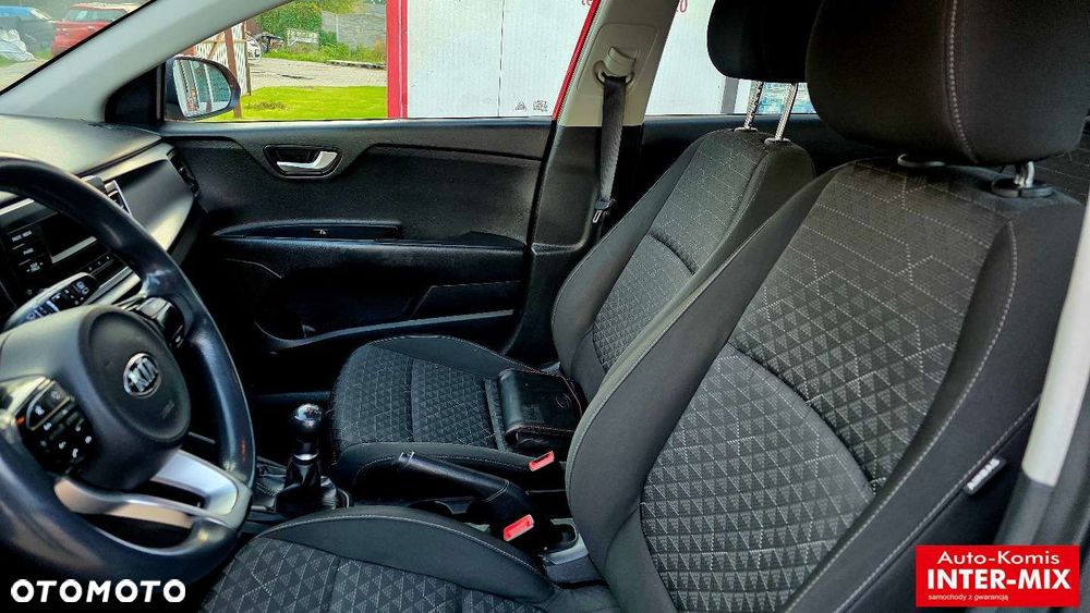 Kia Rio - 21