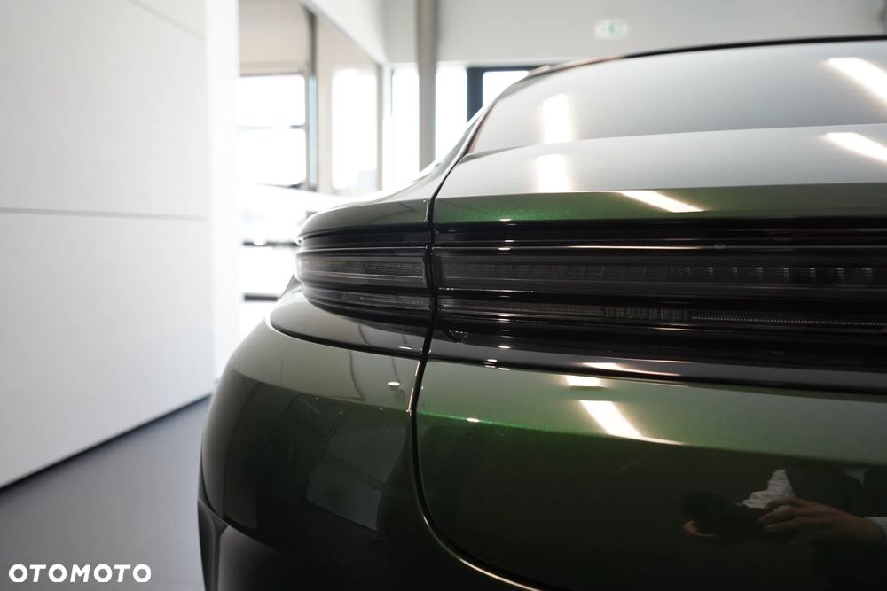 Porsche Panamera GTS - 33