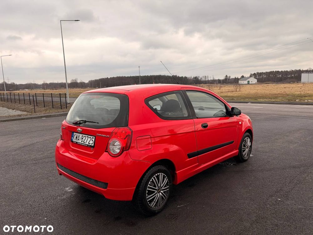 Chevrolet Aveo 1.2 16V Base - 6