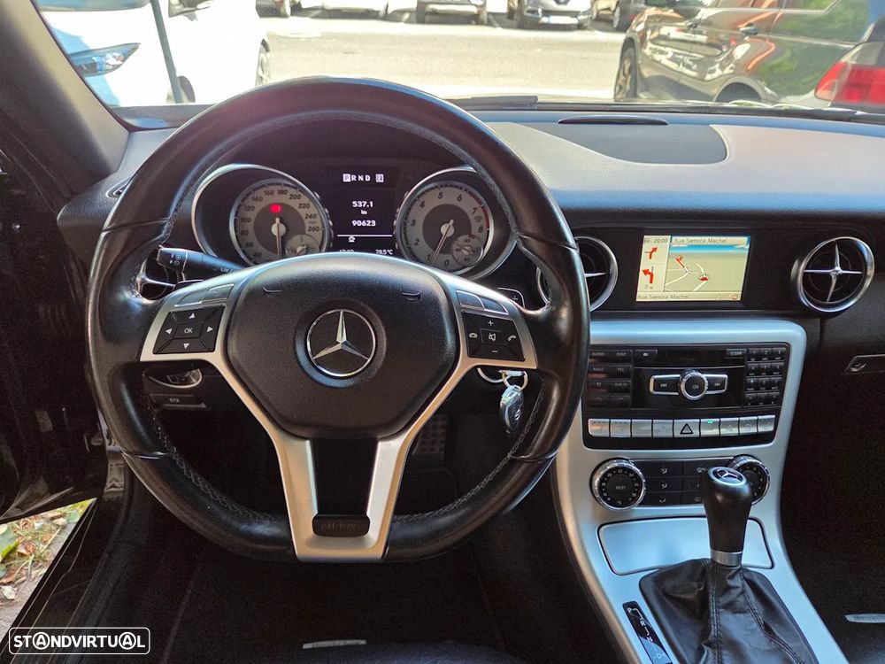 Mercedes-Benz SLK 200 (BlueEFFICIENCY) 7G-TRONIC - 13