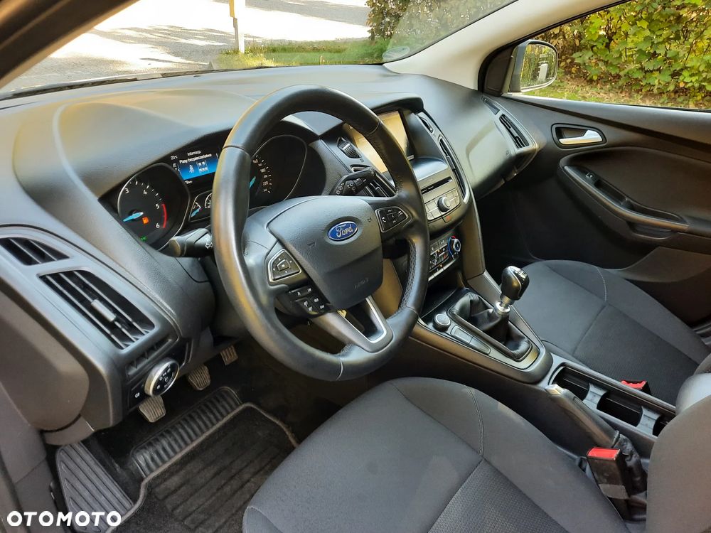 Ford Focus - 19