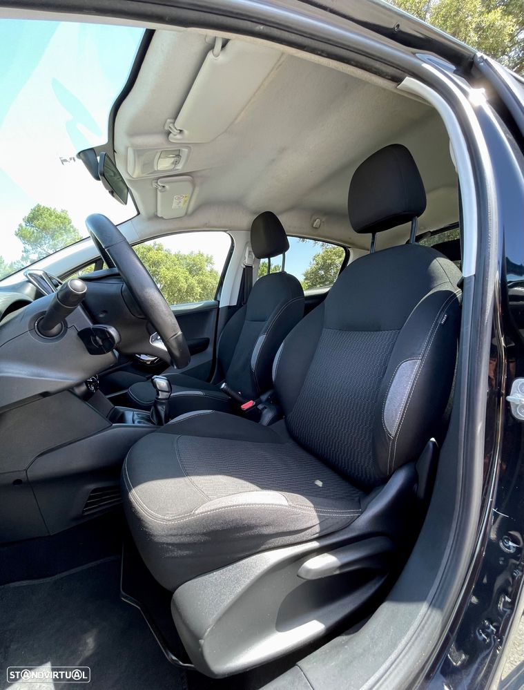 Peugeot 208 1.6 BlueHDi Style - 10
