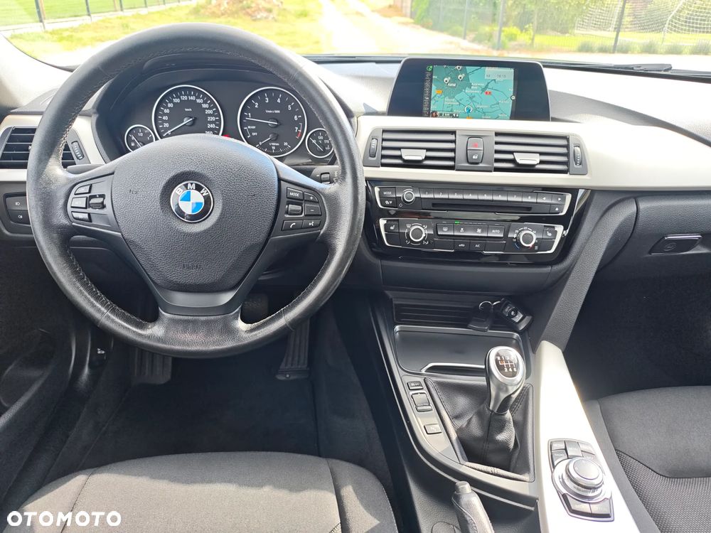 BMW Seria 3 - 11