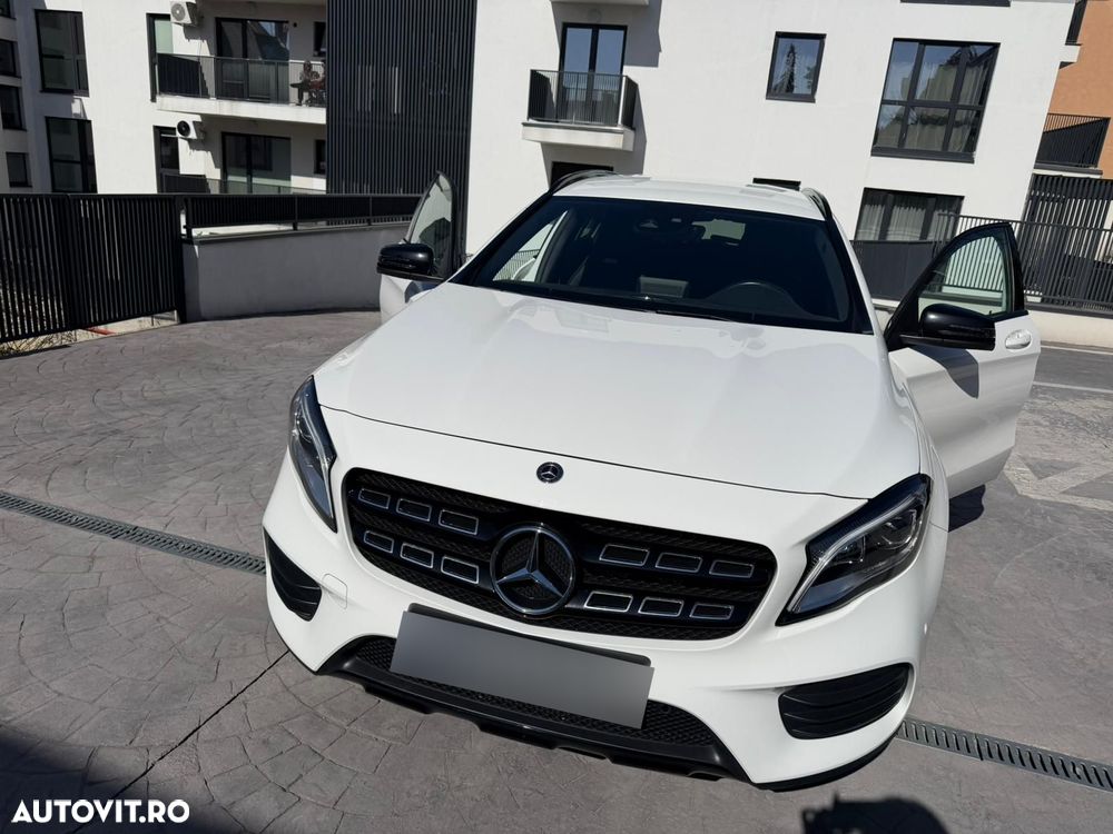 Mercedes-Benz GLA 200 d 4MATIC Aut. - 12