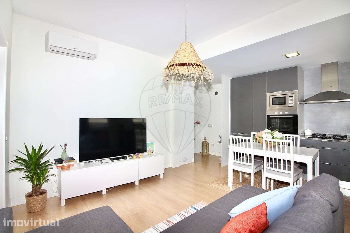 Apartamento T1 para venda - Grande imagem: 2/17