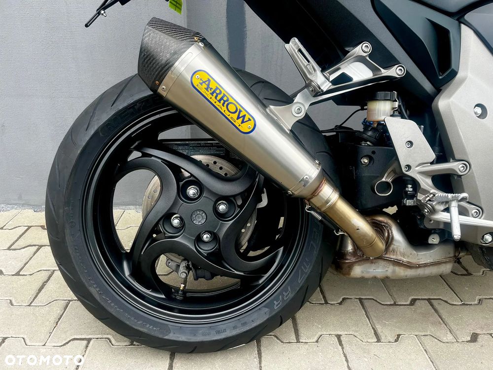 Honda CB - 15