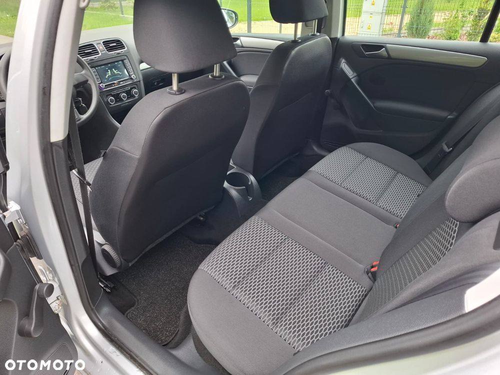 Volkswagen Golf 1.6 Team - 16