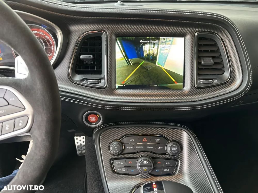 Dodge Challenger - 19