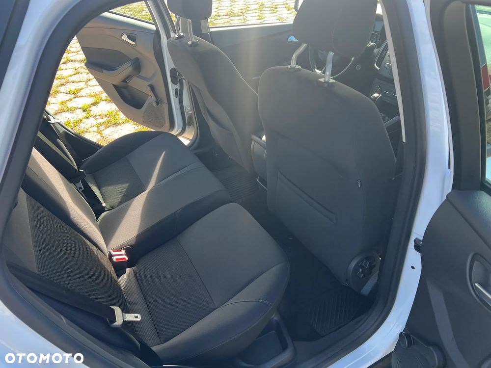 Ford Focus - 12