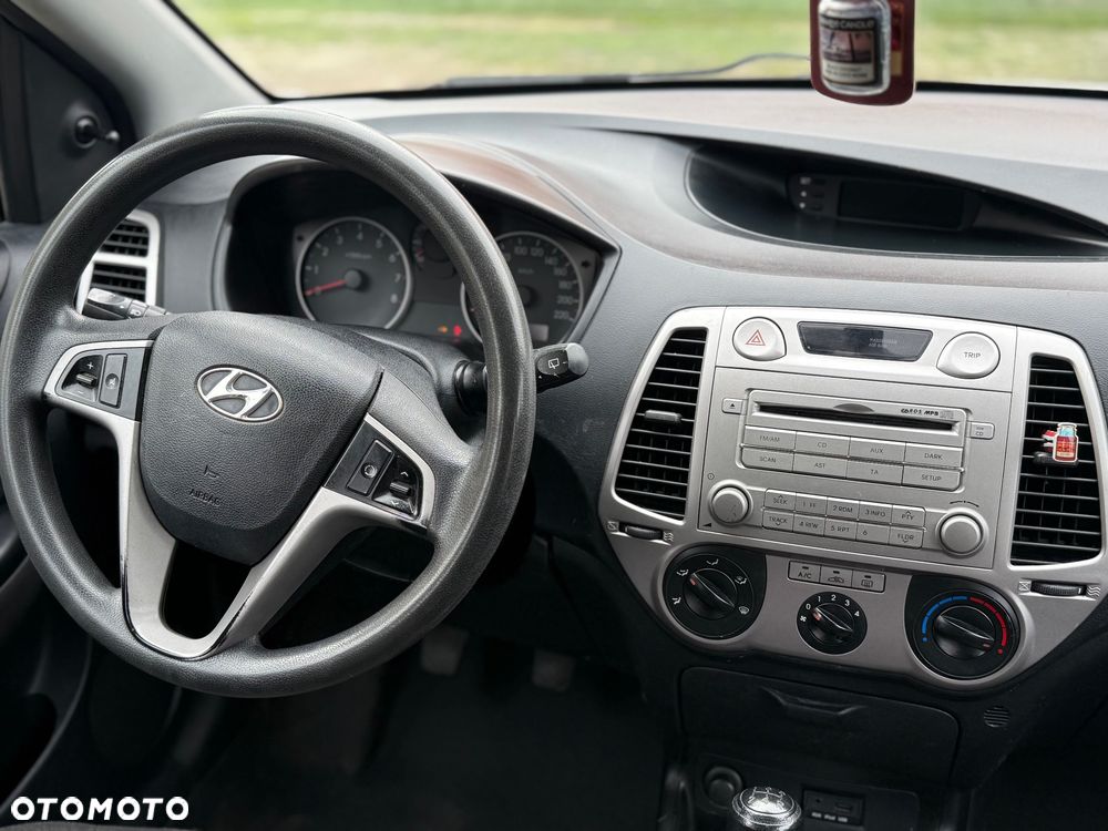 Hyundai I20 2010 photo 5