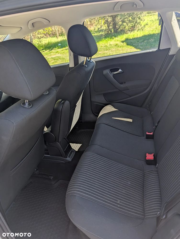 Volkswagen Polo 1.6 TDI DPF Highline - 15